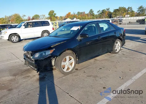 2012 Toyota Camry Se z USA, uszkodzony, nr VIN 4T1BF1FK3CU084913